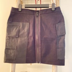 The Feral combat style cargo skirt black size  XS